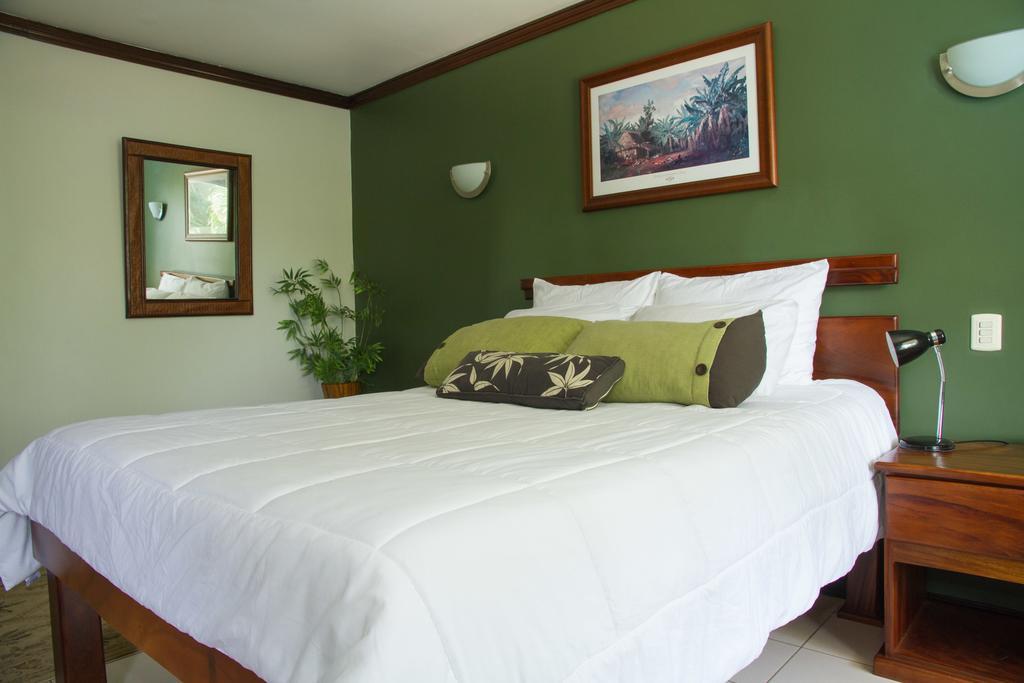 Hotel Getaways At Pueblo Real Quepos Exteriér fotografie